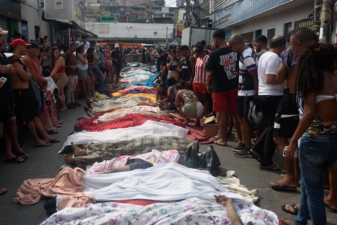 Rio de Janeiro'daki en ölümcül polis operasyonu! Sayı 132'ye çıktı: Cesetleri 7'nci kareye topladılar