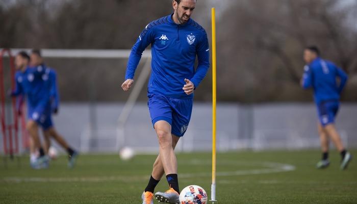 Bir yıldız daha kaydı! Diego Godin, futbolu bıraktı…Dünyadan Futbol