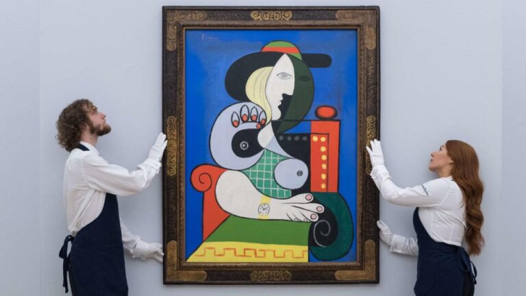 Picasso’nun ‘Saatli Kadın’ tablosu 139 milyon dolarla 2023’ün rekorunu kırdı