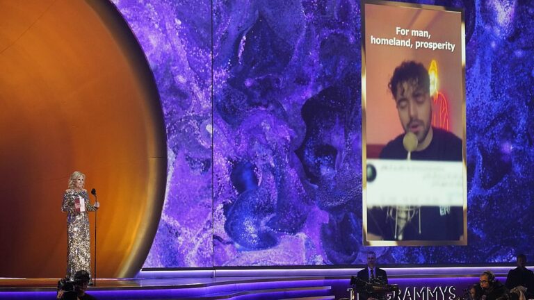 Grammy ödüllü İranlı sanatçı Shervin Hajipour neden hapis cezası aldı?