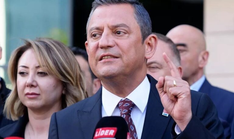 Özgür Özel’den, Erdoğan’ın o sözlerine flaş yanıt: ‘Ahmet Şık’ın sözleri Meclis’e, Alpay Özalan Türkiye’ye yakışmıyor’ – Son Dakika Siyaset Haberleri