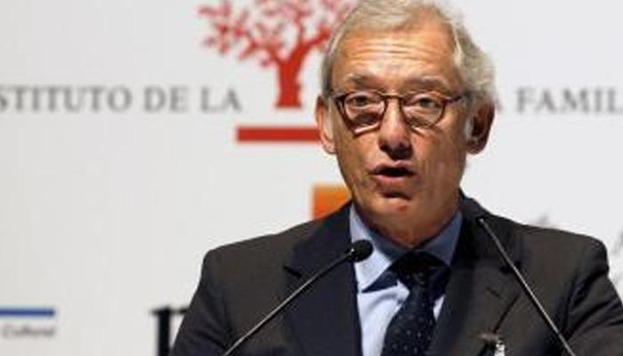 Ünlü tekstil şirketinin kurucusu korkunç kazada hayatını kaybetti! Dağ gezisi sırasında 100 metreden düştü