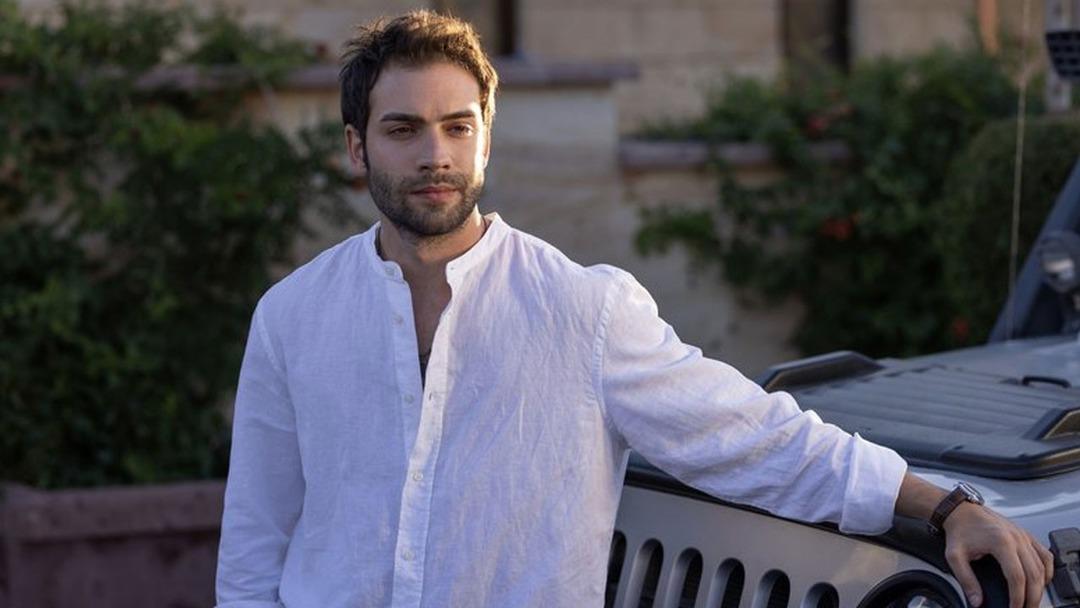 burak-berkay-akgül-UKWo_topic_co