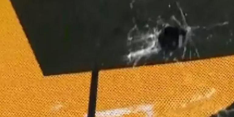 Son Dakika | Galatasaray ekibinin otobüsüne taş saldırı