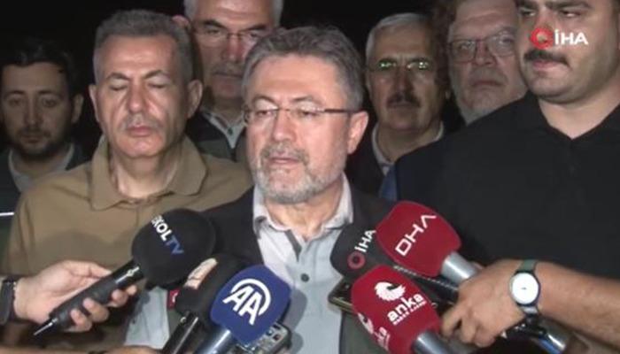 Ciğerlerimiz yanmaya devam ediyor! Bakan Yumaklı yangınların bilançosunu açıkladı: “Bugün ülkemizde 77 yangın oldu”