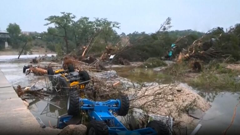 Texas’taki sel felaketinde hayatını kaybedenlerin sayısı 27’ye yükseldi