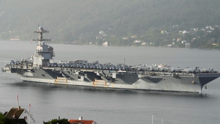 Venezuela gerilimi: ABD en büyük uçak gemisini Karayipler’e konuşlandırıyor