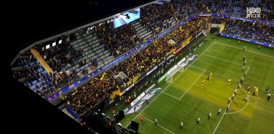 Peri masalı tarih yazdı! 800 nüfuslu Hallevik balıkçı köyünden Mjällby takımı İsveç şampiyonasının şampiyonu oldu... 2