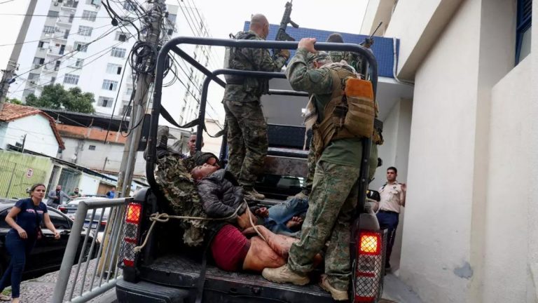 Rio de Janeiro’da en ölümcül polis operasyonu! Sayı 132’ye yükseldi: Cesetleri meydanda topladılar