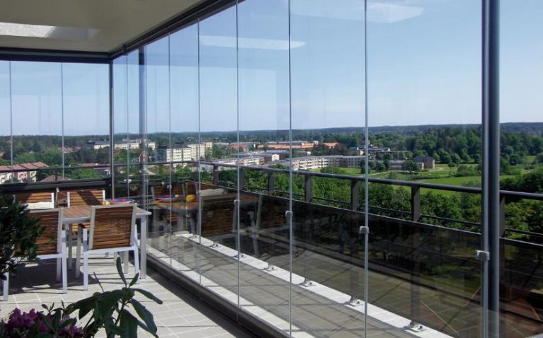 Cam Balkon Modelleri ile Mekanlarınıza Modern Bir Dokunuş Katın