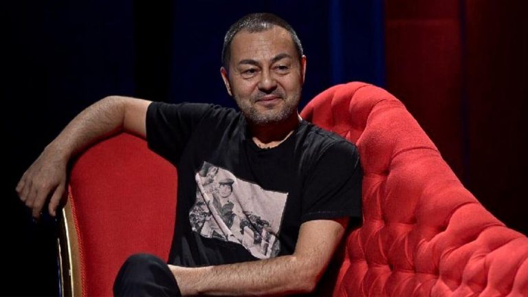 Serdar Ortaç hastaneye kaldırıldı iddiası! Ünlü şarkıcıdan jet açıklama