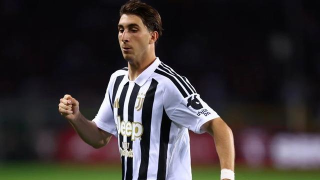 İtalyan yıldız Fabio Miretti Beşiktaş için İstanbul’a geliyor
